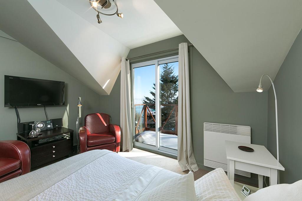 Auberge Des Eaux Vives La Malbaie Exteriér fotografie